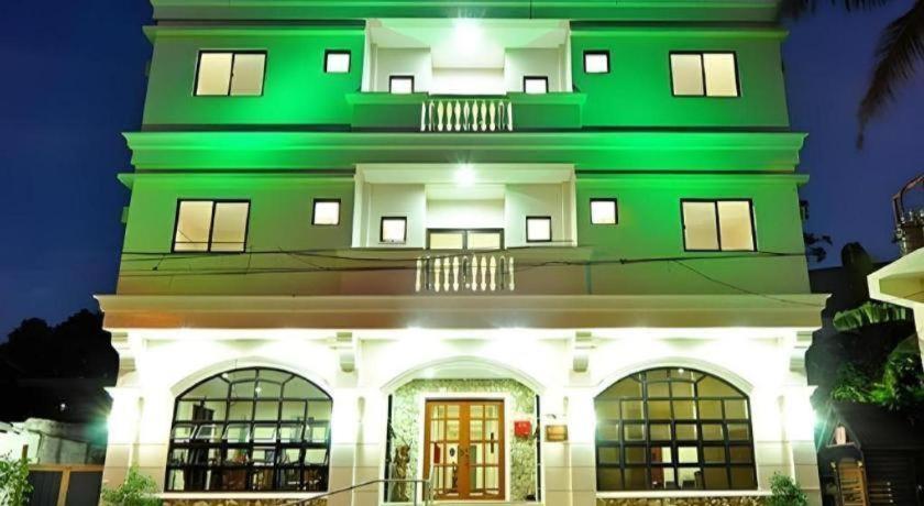 فندق إل هاسيندرو برايفت ايلويلو المظهر الخارجي الصورة