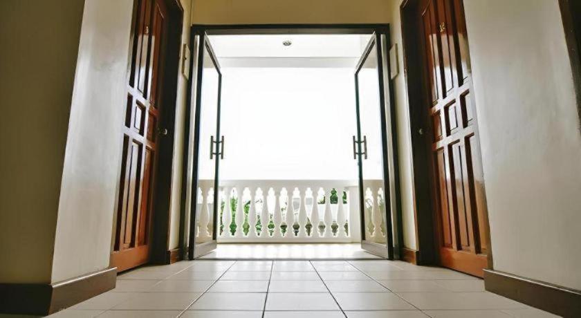 فندق إل هاسيندرو برايفت ايلويلو المظهر الخارجي الصورة